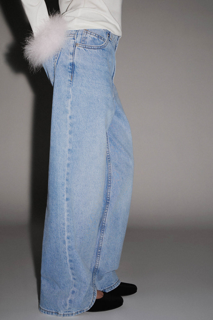 TRUE BLUE