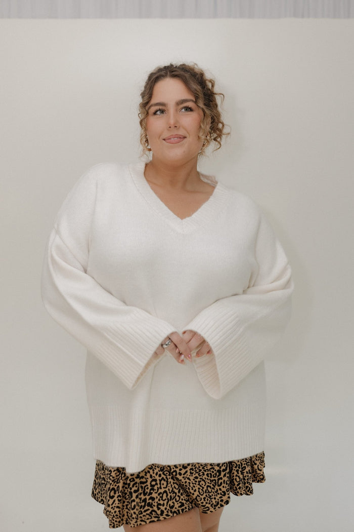 ESSENTIAL DOLMAN SWEATER IN ECRU - Love Marlow