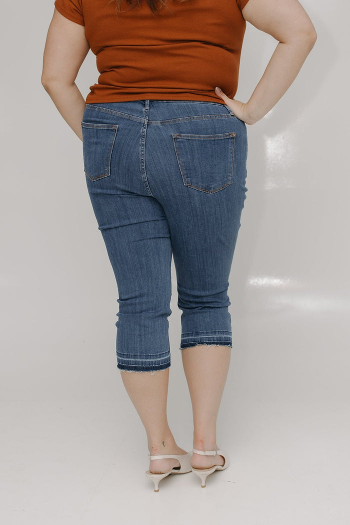JUDY BLUE HIGH WAIST PULL ON CAPRI WITH POCKETS - Love Marlow
