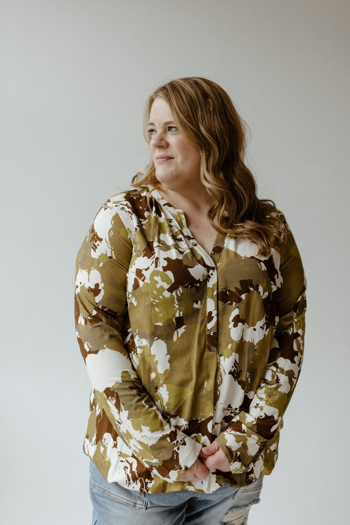 LARGE ABSTRACT FLORAL PRINT BLOUSE WITH BANDED HEM - Love Marlow
