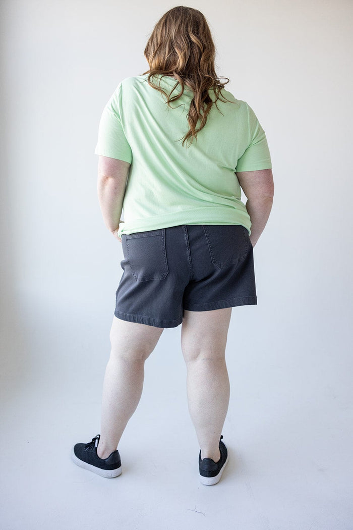Spanx© STRETCH TWILL SHORTS 6" IN WASHED BLACK - 3x - Love Marlow