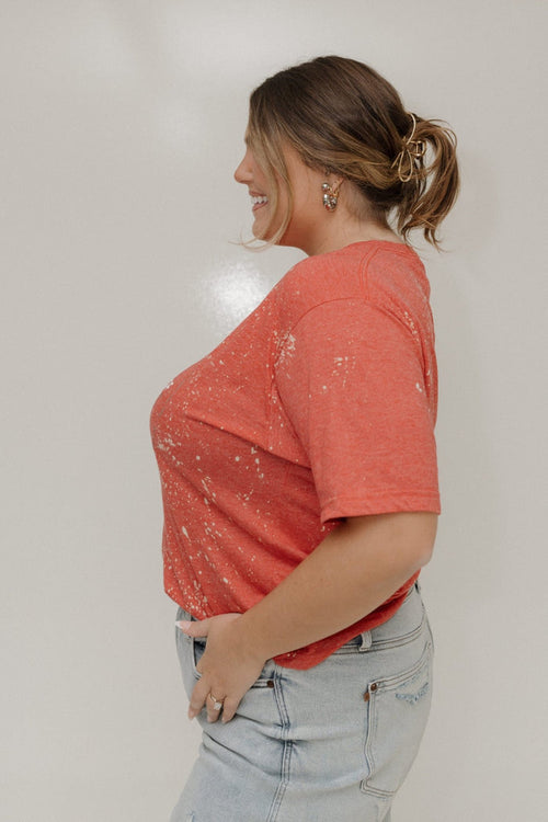 "WORKING ON MY GOOD CHEER" GRAPHIC TEE IN CANDY - Love Marlow